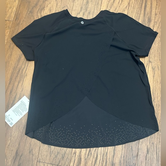 Lululemon Quick Pace Short Sleeve Shirt - Picture 4 of 6
